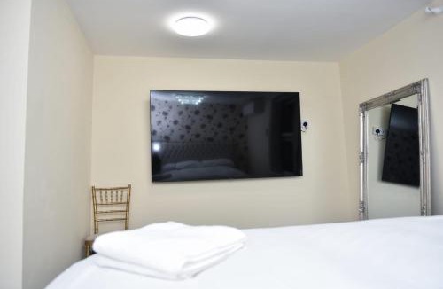 Baldock Hotel | Zaheer's Hotel