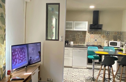 Plombiees-Les-Dijon Condo | Zahra D'or