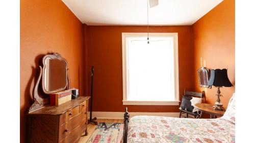 Cimarron Hotel | Zane Grey - Historic Hotel Room