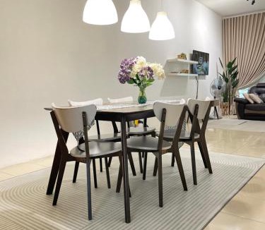 Bota House | Zara Cozy Homestay