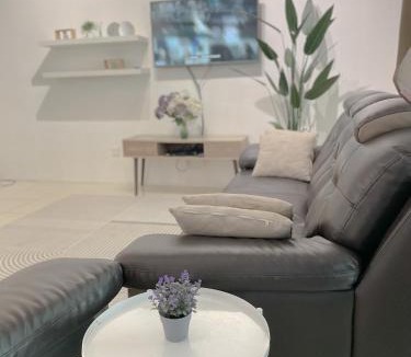 Bota House | Zara Cozy Homestay