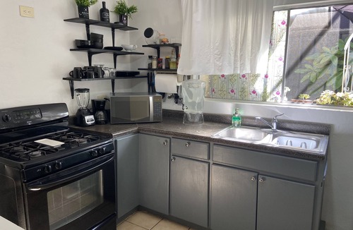 Playas de Tijuana Apartment | Zebra Studio - 1 double-bed, kitchen