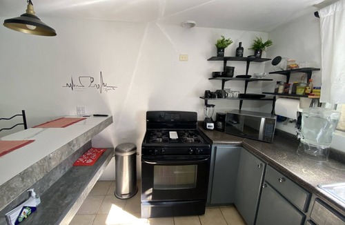 Playas de Tijuana Apartment | Zebra Studio - 1 double-bed, kitchen