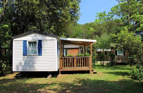 Saint-Jean-Pla-de-Corts House | ZEcamping 3 étoiles animé piscine chauffée pet friendly locatif TV 24m2