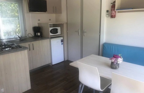 Saint-Jean-Pla-de-Corts House | ZEcamping 3 étoiles piscine chauffée et pataugeoire pet friendly