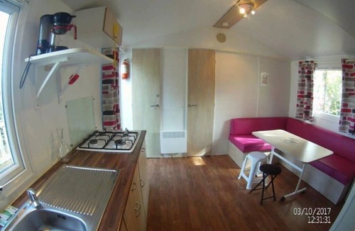 La Mothe-Achard House | ZEcamping 3 étoiles animé piscine couverte tente BBQ 32m2
