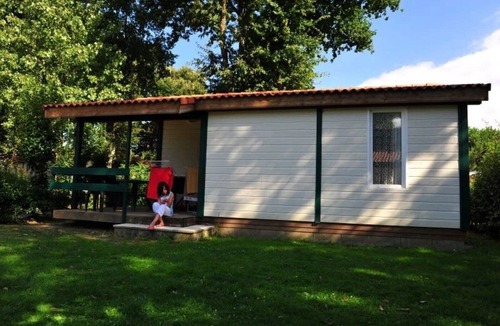 La Mothe-Achard Ski Chalet | ZEcamping 3* familial piscine couverte tente 31m2