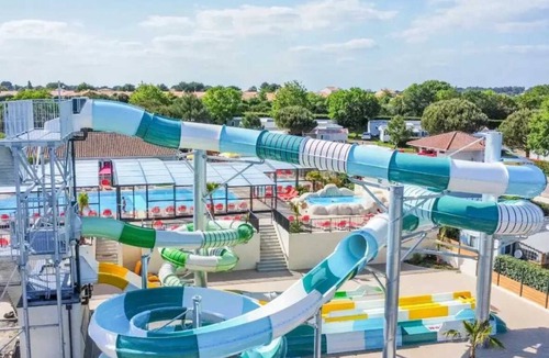 Tharon-Plage House | ZEcamping familial parc aquatique et piscine couverte