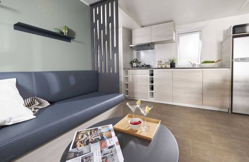 Tharon-Plage House | ZEcamping parc aquatique animations mobil-home TV LV 35m2 6 pers