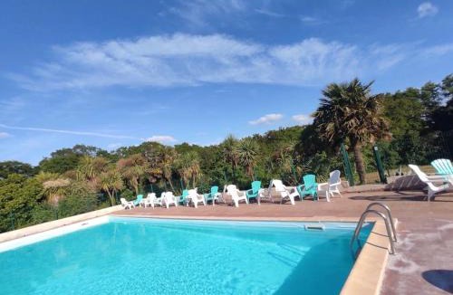 Sainte-Reine-de-Bretagne Other | ZEcamping 3 animé pet friendly familial piscine chauffée