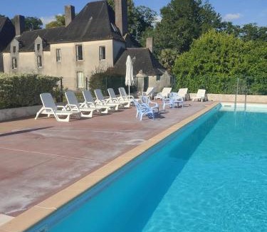 Sainte-Reine-de-Bretagne Other | ZEcamping 3 animé pet friendly familial piscine chauffée