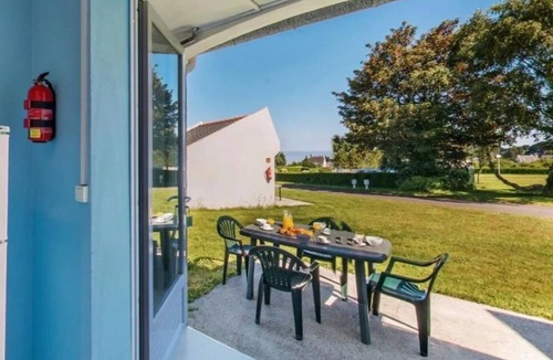 Plestin-les-Greves House | ZEcamping 2* 1km plage piscine chauffée dog friendly locatif 6 pers