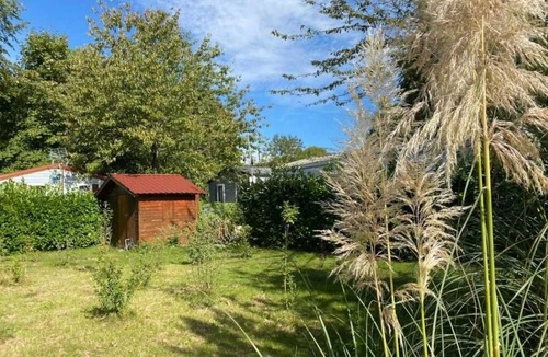 Angicourt House | ZEcamping 2* locatif TV clim 45m2 6 pers