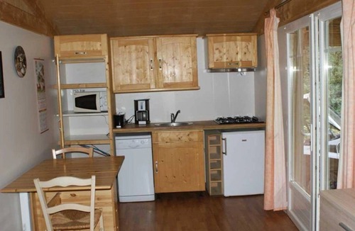 Fenouillet Ski Chalet | ZEcamping 2* pataugeoire piscine pet friendly chalet 35m2 6 pers