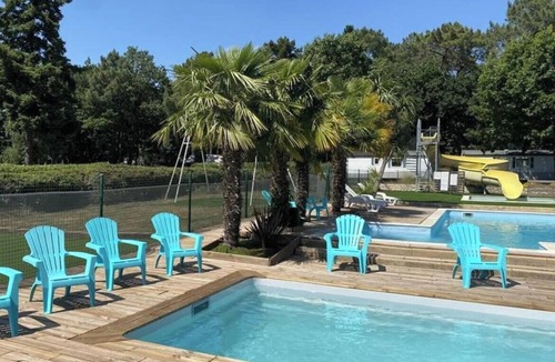 Guemene-Penfao House | ZEcamping 3 étoiles animé piscine chauffée tente 35m2 5 pers