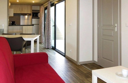 Malansac Ski Chalet | ZEcamping 3 étoiles animaux acceptés piscine et restaurant