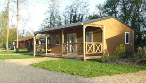Moncontour Ski Chalet | ZEcamping 3 étoiles animaux acceptés espace aquatique