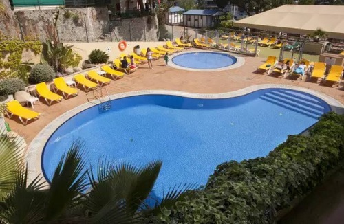 Calella House | ZEcamping 3 étoiles animé piscine 200m plage pet friendly locatif TV BBQ clim