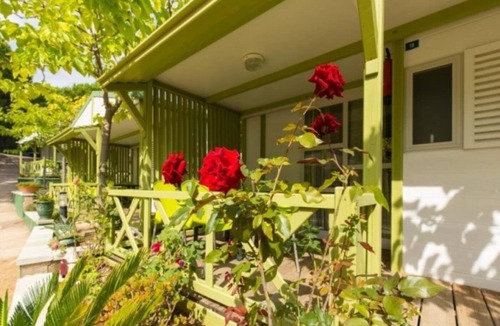 Calella House | ZEcamping 3 étoiles animé piscine 200m plage pet friendly locatif TV BBQ clim
