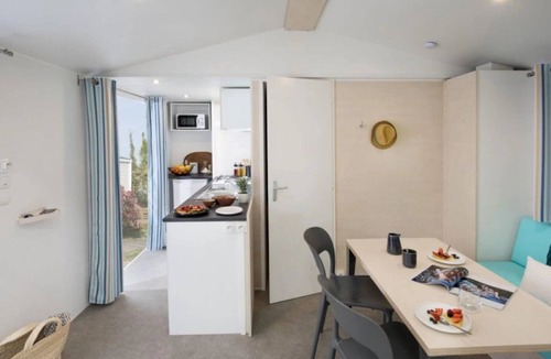 Arles-sur-Tech House | ZEcamping 3 étoiles animé piscine chauffée mobil-home TV clim 28m2