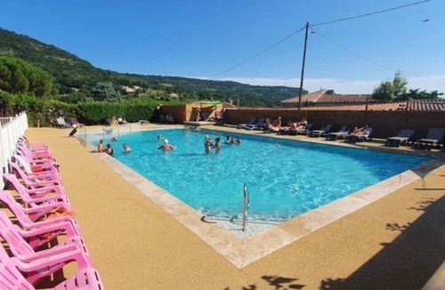 Darbres Ski Chalet | ZEcamping 3 étoiles bien-être - piscine - soirées animées