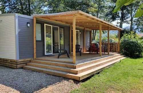 Seix House | ZEcamping 3 étoiles espace aquatique mobil-home TV 33m2 6 pers