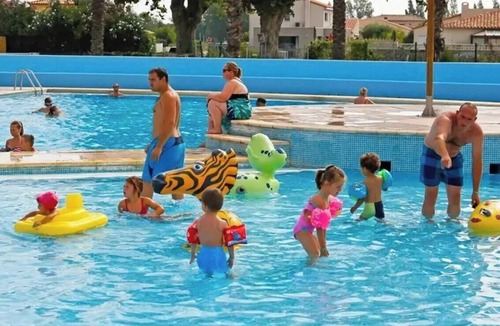 Argenton-Chateau House | ZEcamping 3 étoiles animé piscine chauffée locatif BBQ 33m2