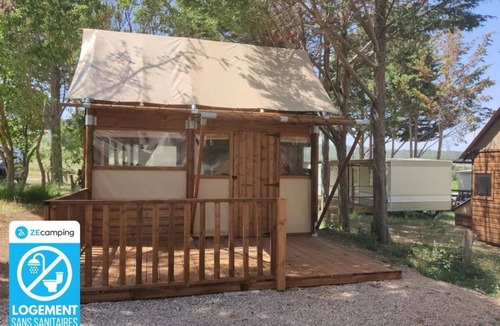 Villeveyrac Cabin | ZEcamping 3 étoiles pataugeoire piscine locatif 15m2 4 pers