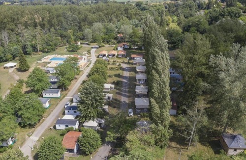 Mazeres House | ZEcamping 3 étoiles piscine pet friendly tente BBQ 20m2 4 pers
