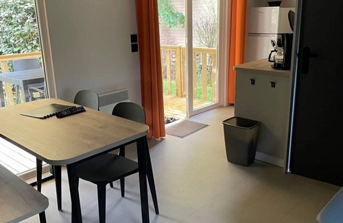 Soreze House | ZEcamping 3 étoiles piscine chauffée chiens acceptés locatif TV clim