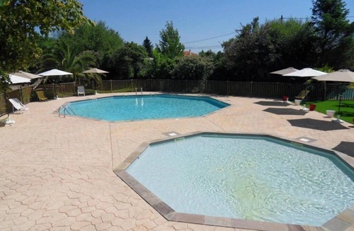 Urt Ski Chalet | ZEcamping 3 étoiles piscine pet friendly bien-être locatif TV 22m2 4 pers
