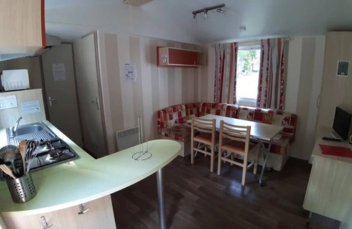 Tibiran-Jaunac House | ZEcamping 3* animaux acceptés et terrain de tennis