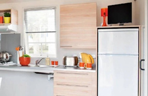 Chateauroux House | ZEcamping 3* animations mobil-home TV 28m2 5 pers