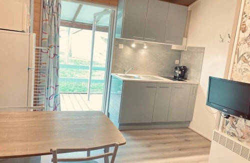 Montlaur Ski Chalet | ZEcamping 3* animaux acceptés avec piscine chauffée et couverte