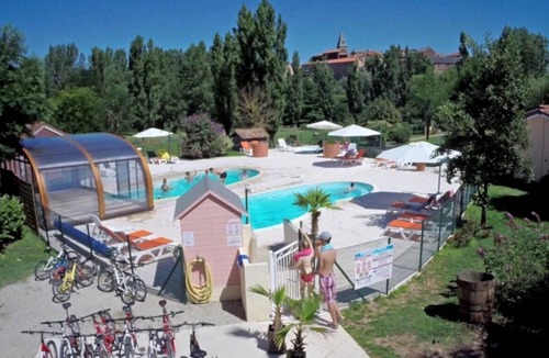 Montlaur Ski Chalet | ZEcamping 3* animaux acceptés avec piscine chauffée et couverte