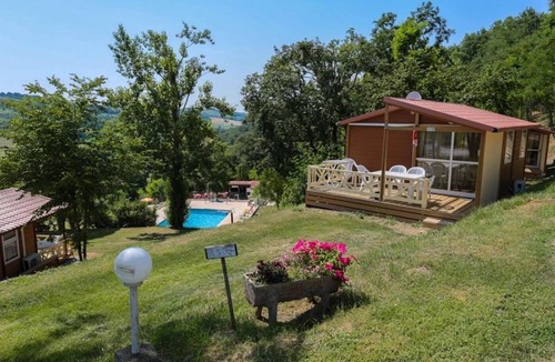 Durfort House | ZEcamping 3* animaux acceptés et piscine au milieu des collines