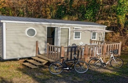 Vinca House | ZEcamping 3* animaux acceptés cottage TV clim 20m2 4 pers