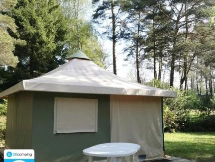 Palisse Other | ZEcamping 3 dog friendly tennis piscine chauffée