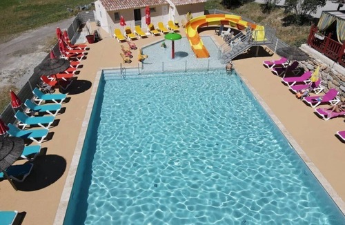 Saint Maime House | ZEcamping 3* familial parc aquatique mobil-home TV clim 29m2