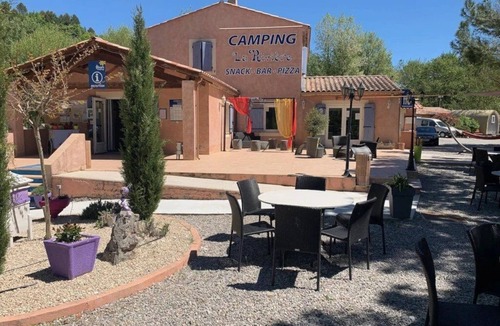 Saint Maime Cabin | ZEcamping 3* familial parc aquatique dog friendly fitness cabane 46m2