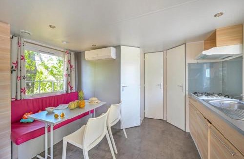 Castries Other | ZEcamping 3 familial dog friendly piscine et soirées animées