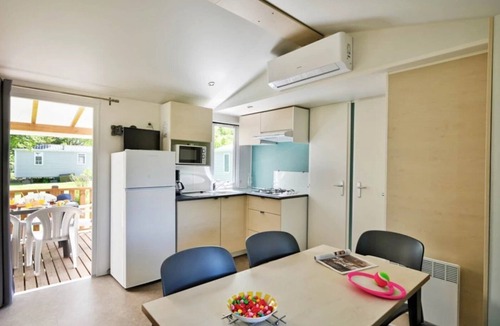 Hauterives House | ZEcamping 3* familial piscine chauffée mobil-home clim 29m2