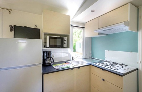 Hauterives House | ZEcamping 3* familial piscine chauffée mobil-home clim 29m2