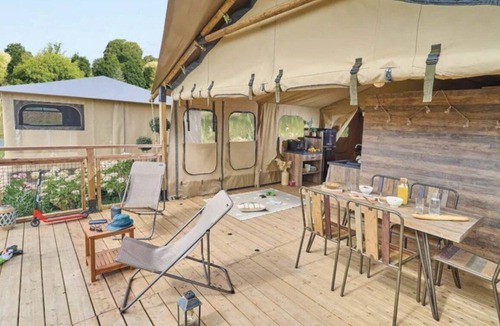 Florac House | ZEcamping 3* familial piscine chauffée animaux acceptés locatif 34m2