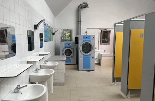 Bagneaux-sur-Loing House | ZEcamping 3 étoiles chiens acceptés roulotte 2 pers