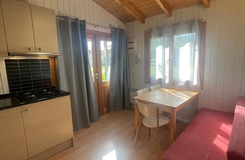 Casties-Labrande Ski Chalet | ZEcamping 3 étoiles animé piscine chiens acceptés locatif 29m2 5 pers