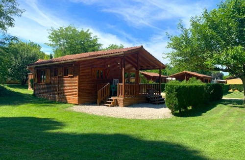 Casties-Labrande Ski Chalet | ZEcamping 3* piscine animaux acceptés animations locatif 41m2 6 pers