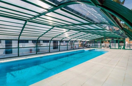 Saint-Jean-de-Monts Ski Chalet | ZEcamping 3* avec chiens acceptés piscine couverte et piscine chauffée