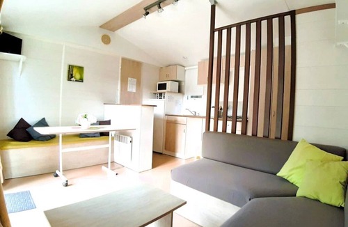 Tibiran-Jaunac House | ZEcamping 3* locatif TV clim 34m2 4 pers