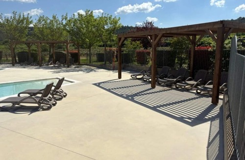 Chassagnes House | ZEcamping 3* pataugeoire piscine dog friendly locatif TV clim 26m2